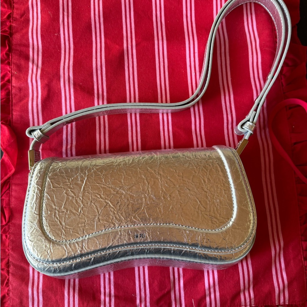 JW PEI Shoulder Bag Silver Metallic - Picture 3 of 7